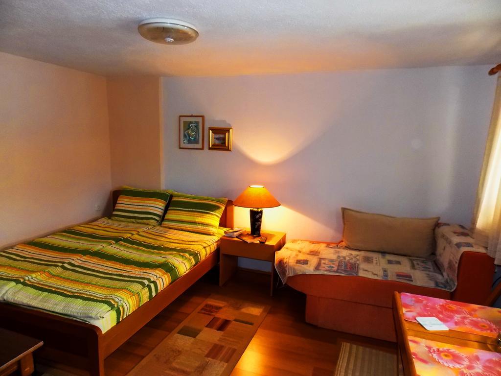 Zura Apartments Ohrid Bilik gambar