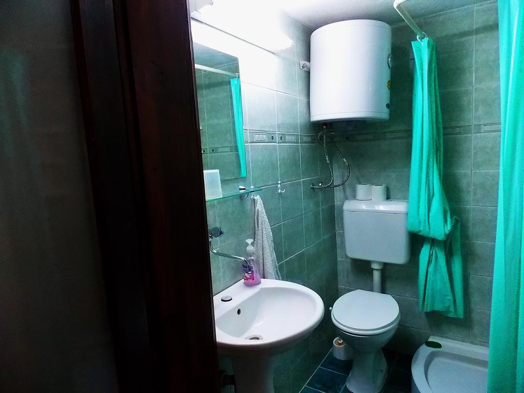 Zura Apartments Ohrid Bilik gambar