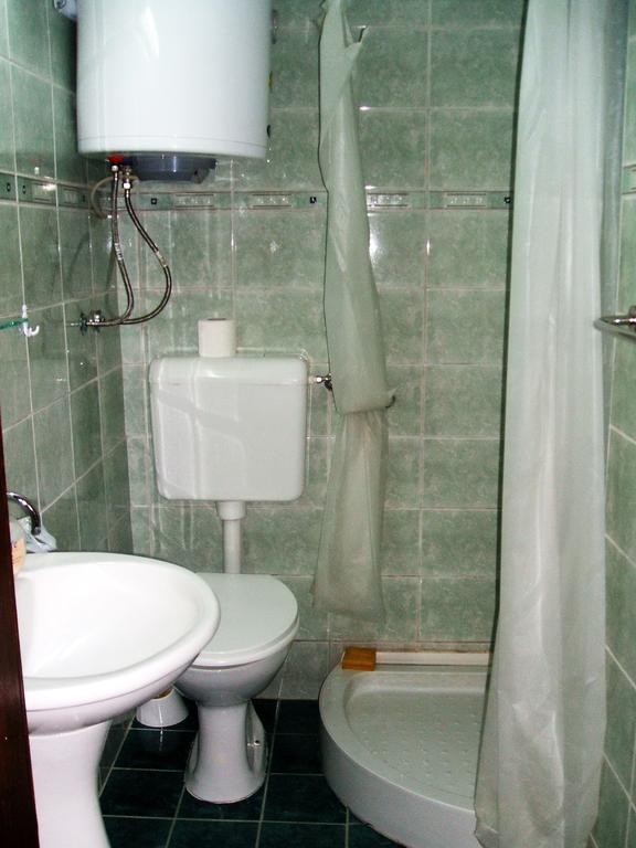 Zura Apartments Ohrid Bilik gambar